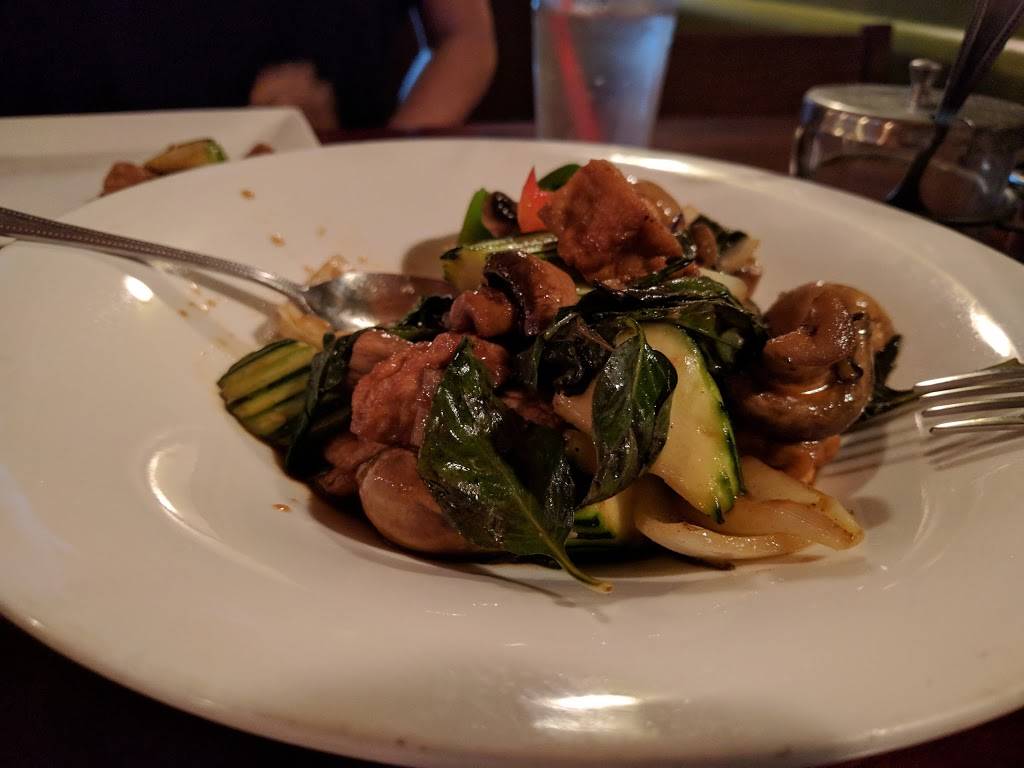 Banana Blossom | restaurant | 4228 Park Blvd, Oakland, CA 94602, USA | 5103360990 OR +1 510-336-0990