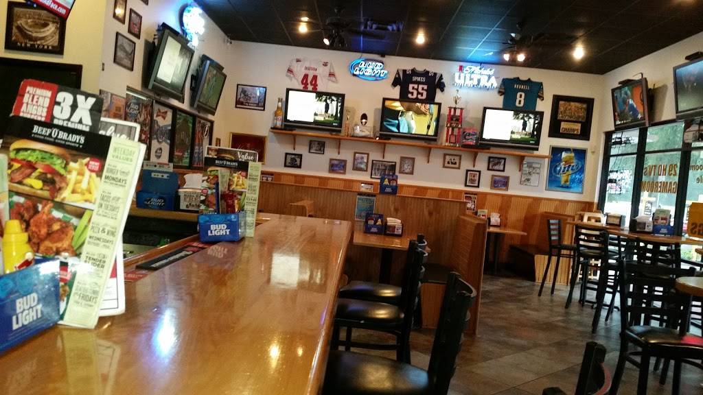 Beef O Bradys | restaurant | 7601 Horse Lake Rd, Brooksville, FL 34601, USA | 3527979464 OR +1 352-797-9464