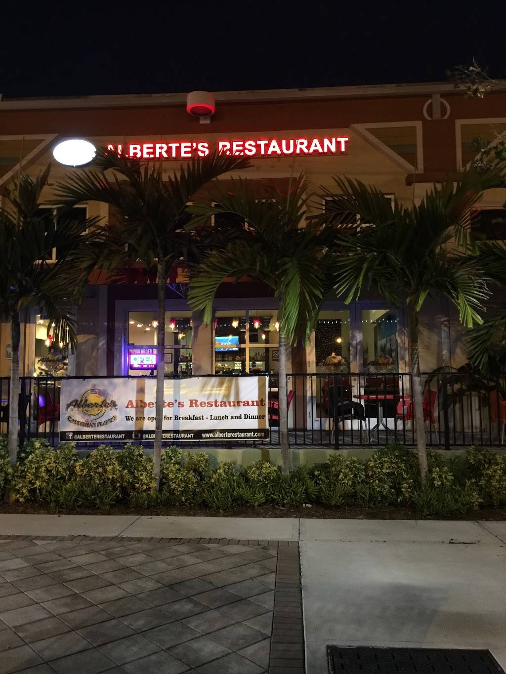 Albertes Restaurant | restaurant | 1201 NE 38th St, Oakland Park, FL 33334, USA | 9549904360 OR +1 954-990-4360