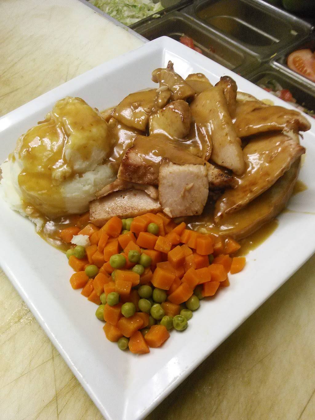 J R Macs Bar & Grill | restaurant | 1420 7th St W, St Paul, MN 55102, USA | 6512248482 OR +1 651-224-8482