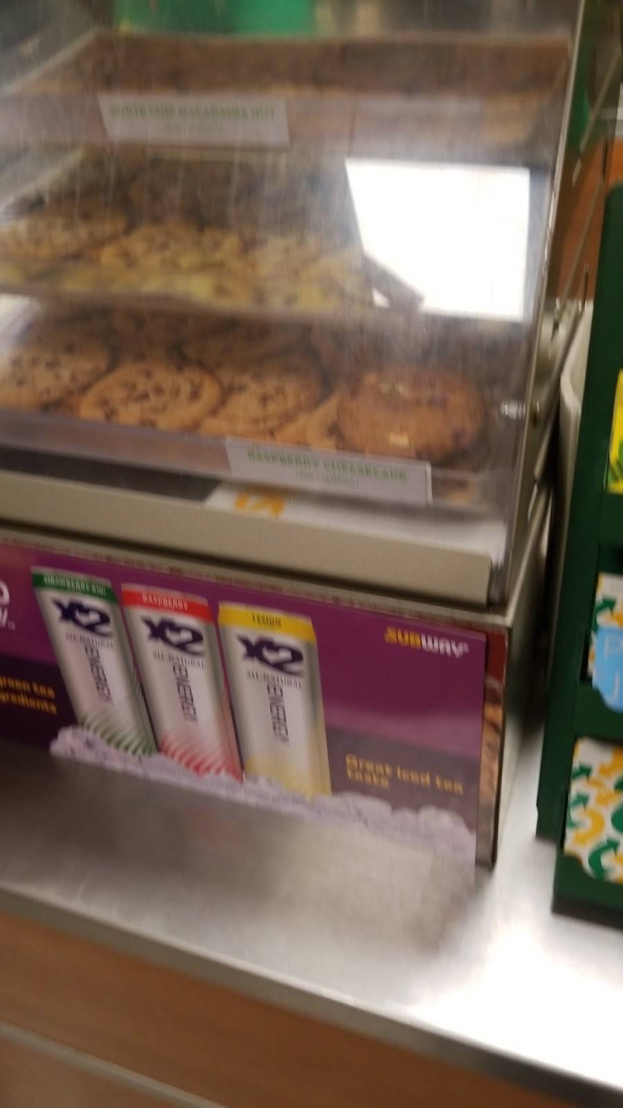 Subway | restaurant | 2808 Yadkin Rd, Chesapeake, VA 23323, USA | 7575588833 OR +1 757-558-8833