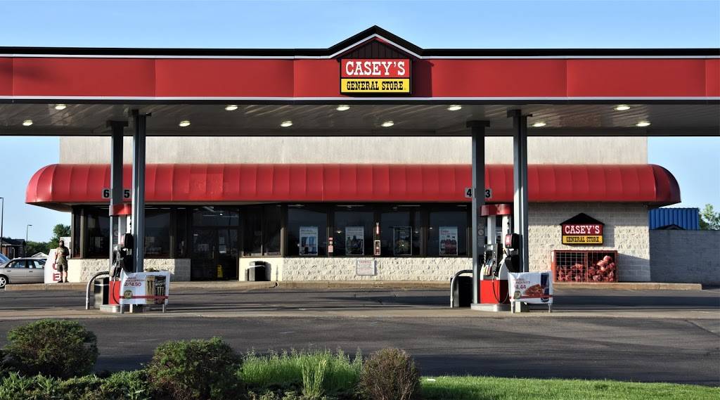 Caseys | restaurant | 109 W Market St, Elkhorn, WI 53121, USA | 2627238893 OR +1 262-723-8893