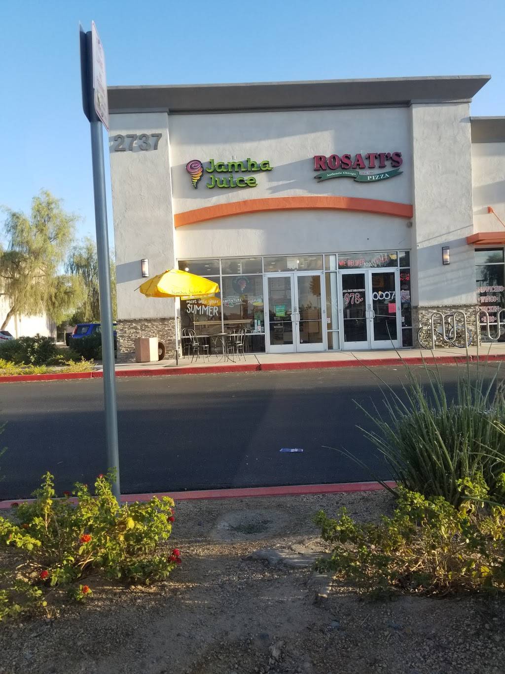 Jamba Juice 1-17 & Thunderbird | restaurant | 2737 W. Thunderbird Ste.. 101, Phoenix, AZ 85053, USA | 6029384545 OR +1 602-938-4545