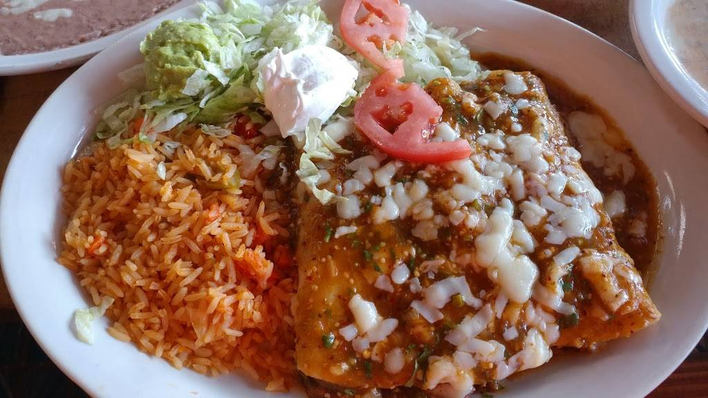 La Fiesta Mexican Restaurant | restaurant | 220 W Almar Dr, Chickasha, OK 73018, USA | 4052223355 OR +1 405-222-3355