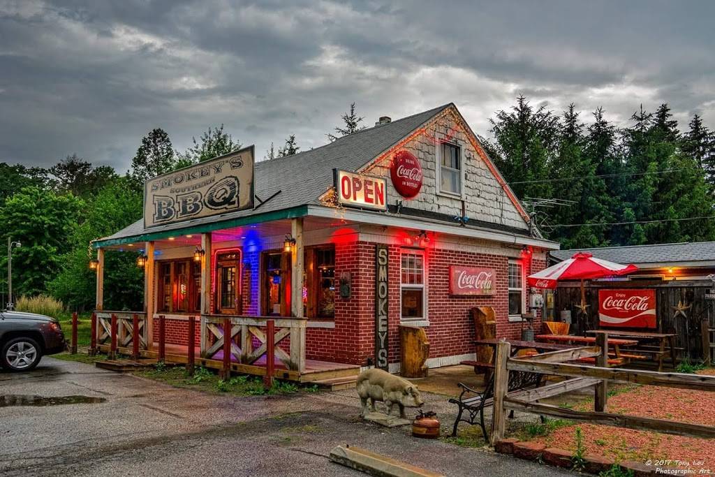 Smokeys Southern Barbeque | restaurant | 375 Hwy 20, Chesterton, IN 46304, USA | 2198781418 OR +1 219-878-1418