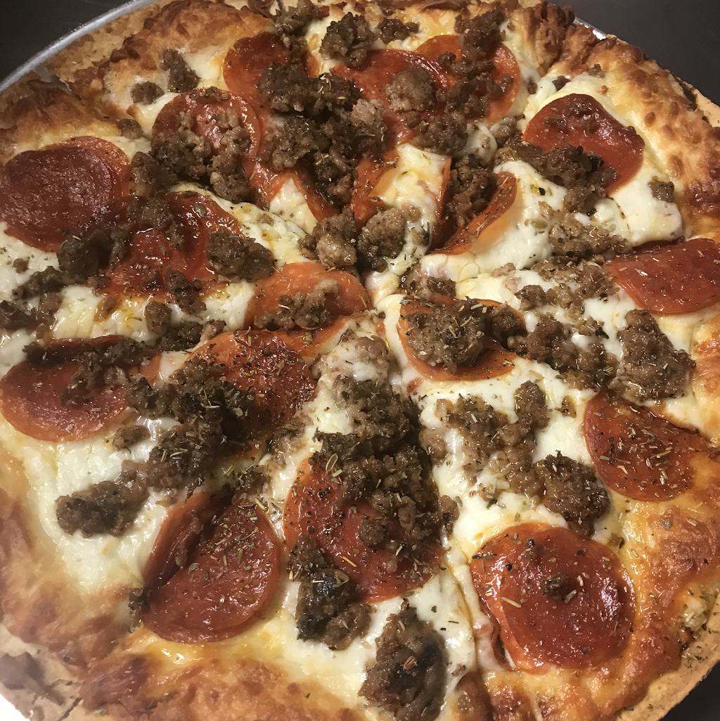 Richards Restaurant and Bar | restaurant | 5305 N 32nd Ave, Wausau, WI 54401, USA | 7156757070 OR +1 715-675-7070