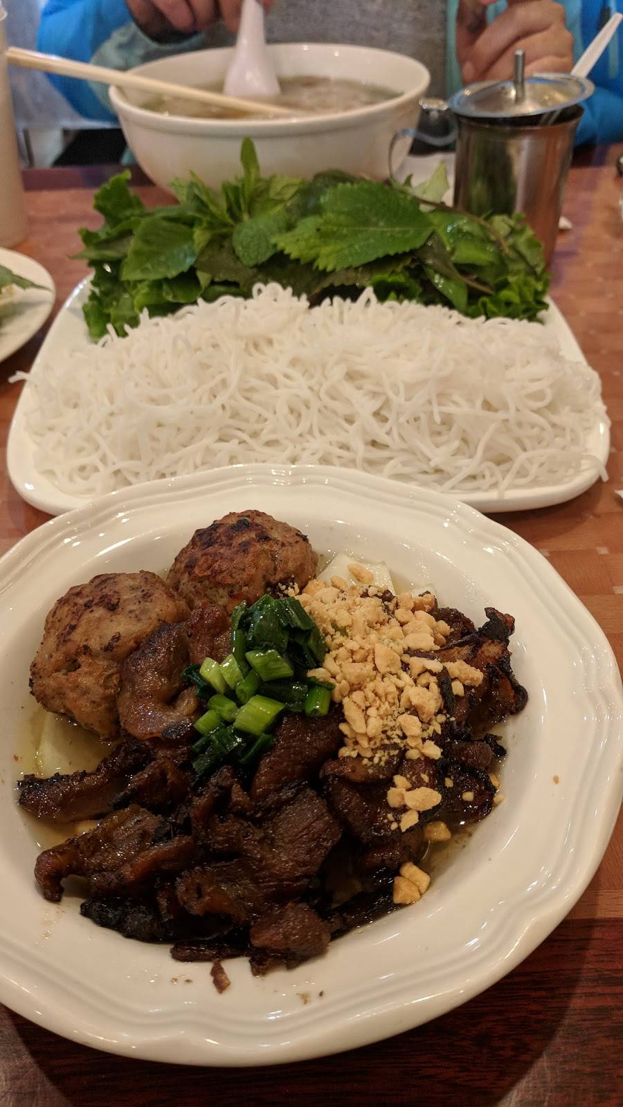 Pho Viet | restaurant | 5520 Whitaker Ave, Philadelphia, PA 19124, USA | 2157448437 OR +1 215-744-8437