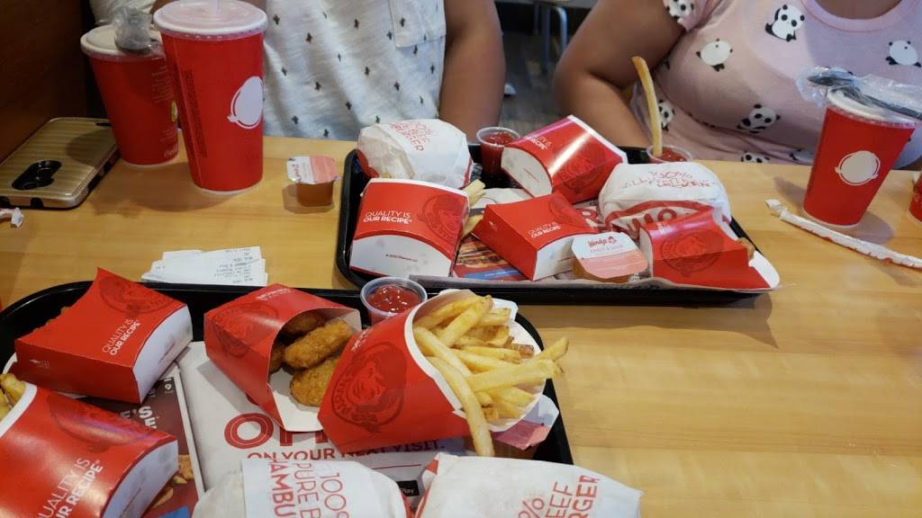 Wendys | restaurant | 2140 Westchester Ave, Bronx, NY 10462, USA | 7184096174 OR +1 718-409-6174
