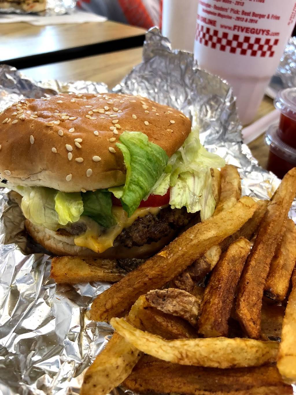 Five Guys | meal takeaway | 1628 Shore Pkwy, Brooklyn, NY 11214, USA | 7183720150 OR +1 718-372-0150