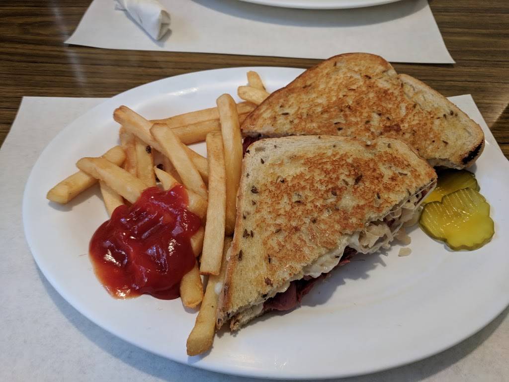 Courthouse Cafe | cafe | 8955 Courthouse Rd, Spotsylvania Courthouse, VA 22553, USA | 5405823302 OR +1 540-582-3302