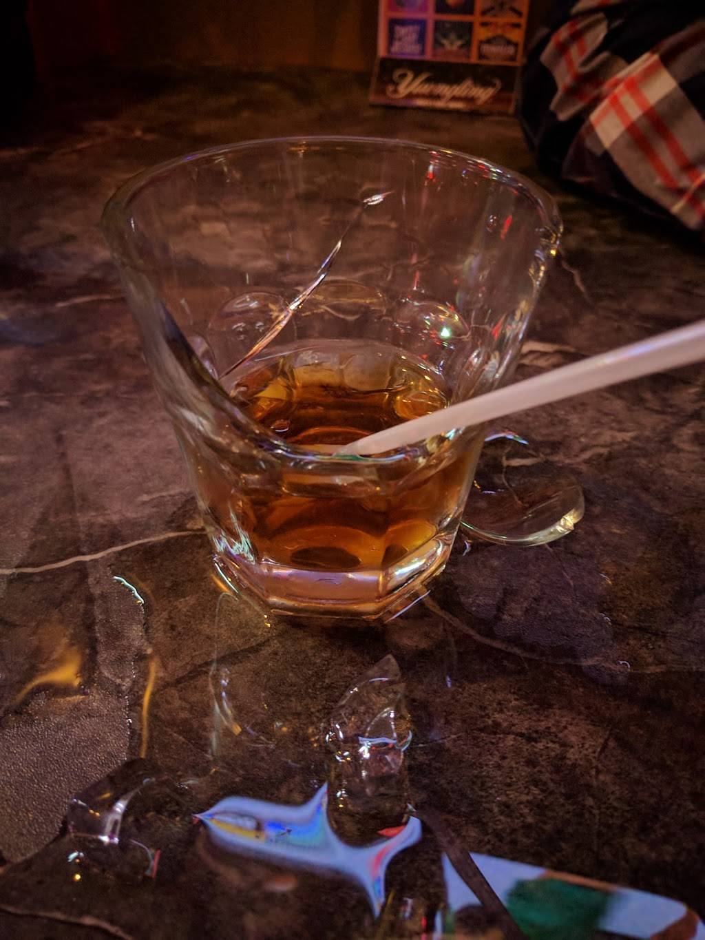 Classics Sports Bar | restaurant | 5370 Tuttle Crossing Blvd, Dublin, OH 43016, USA | 6147349520 OR +1 614-734-9520