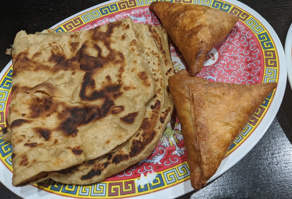 Mogadishu Restaurant | restaurant | 931 N Orleans St, Chicago, IL 60610, USA | 3122651850 OR +1 312-265-1850