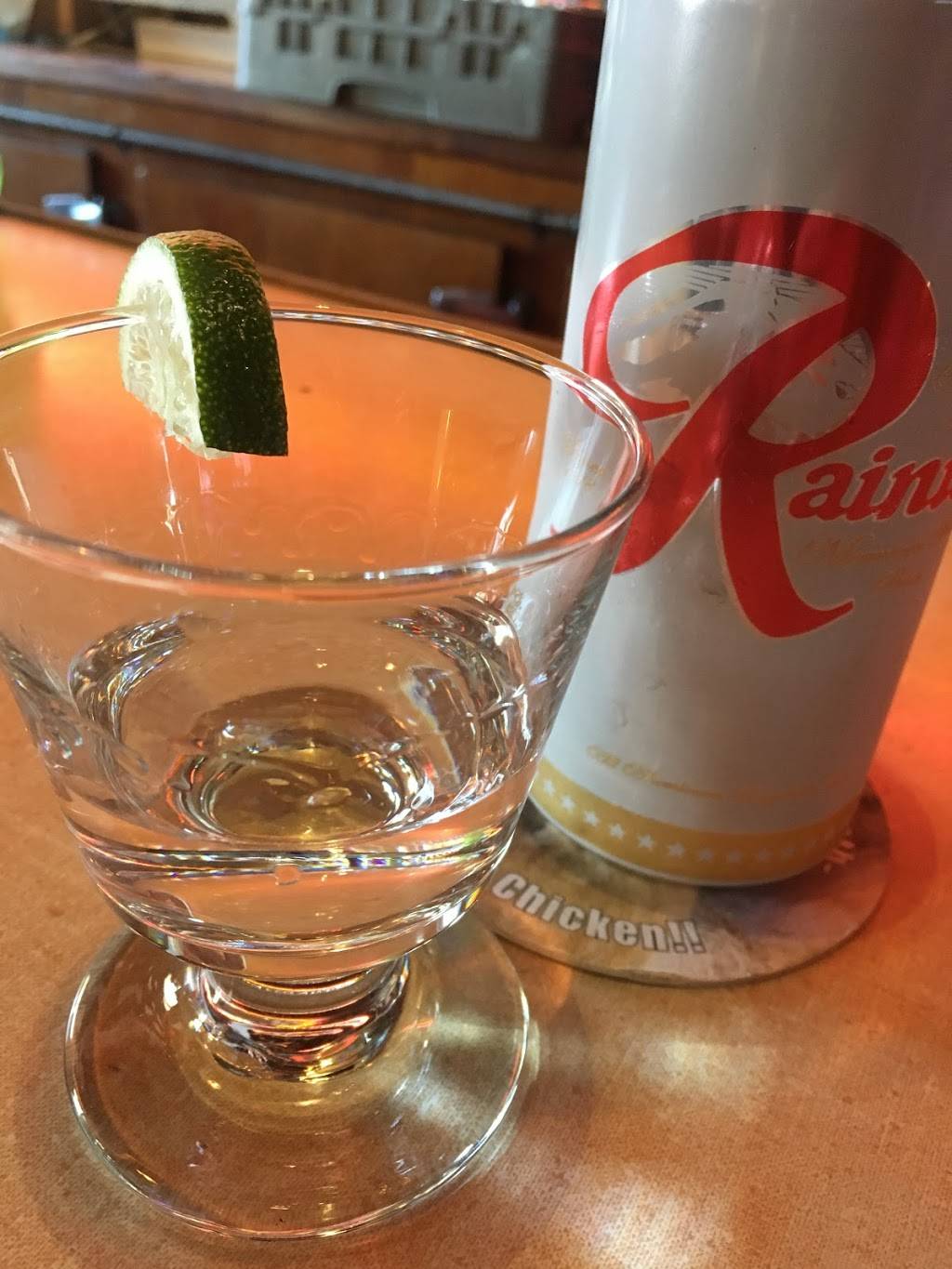 Mock Crest Tavern | restaurant | 3435 N Lombard St, Portland, OR 97217, USA | 5032835014 OR +1 503-283-5014