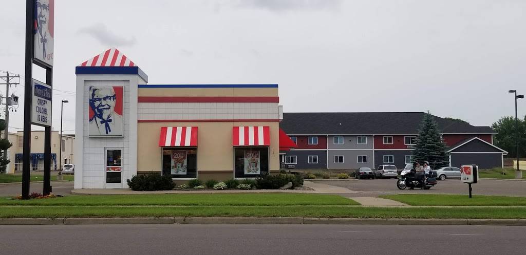 KFC | restaurant | 1017 Woodward Ave, Chippewa Falls, WI 54729, USA | 7157234771 OR +1 715-723-4771