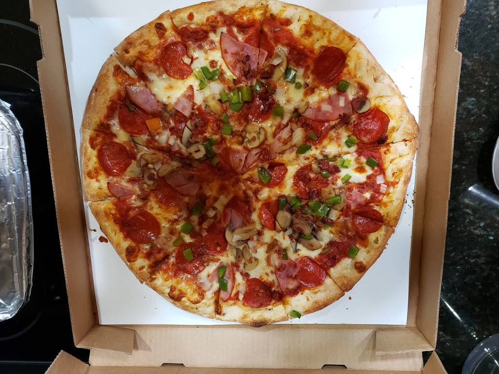 Capri Pizzeria | restaurant | 30735 Greenfield Rd, Southfield, MI 48076, USA | 2486477770 OR +1 248-647-7770