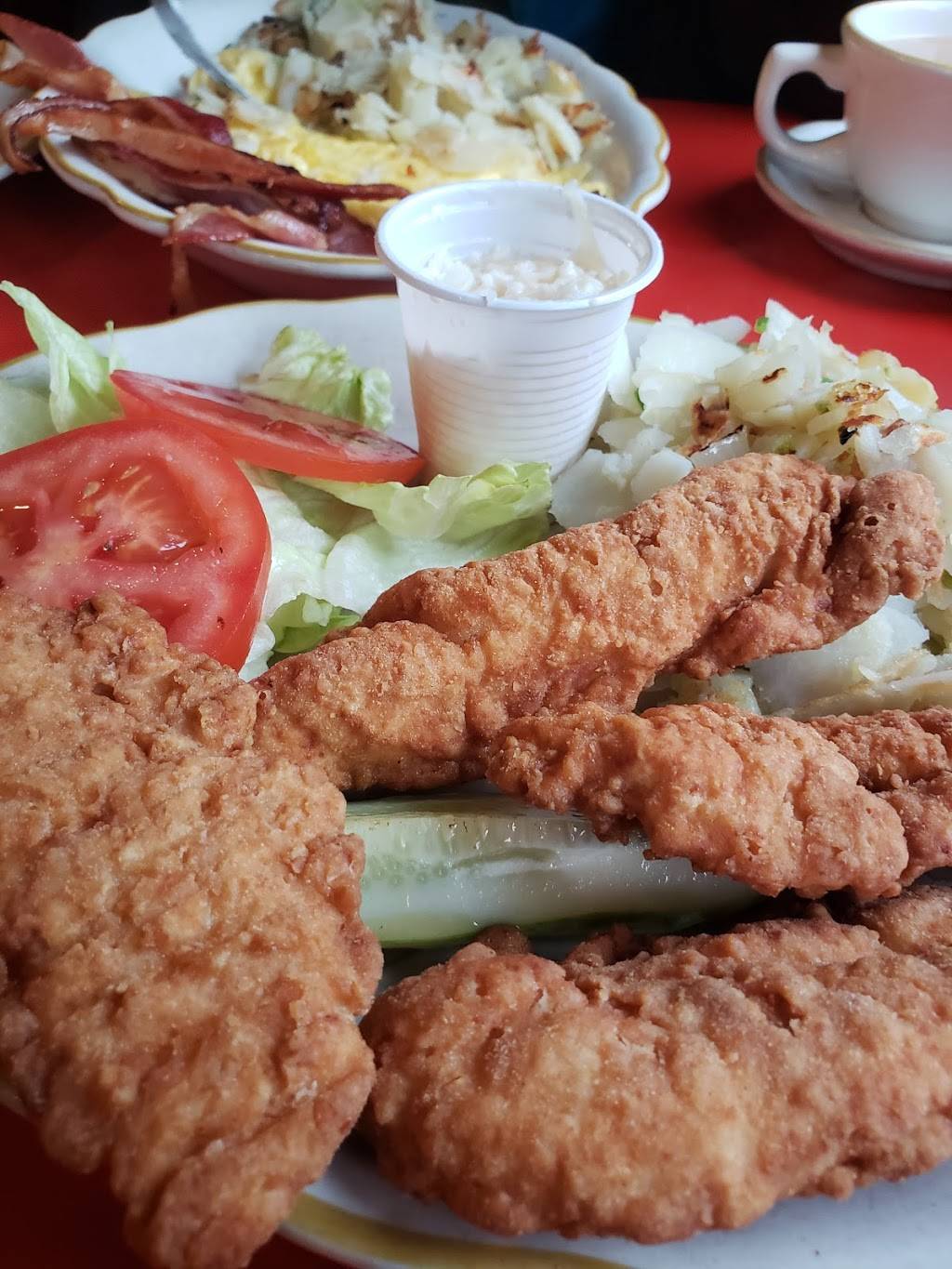 Center Diner | restaurant | Peekskill, NY 10566, USA | 9147377409 OR +1 914-737-7409