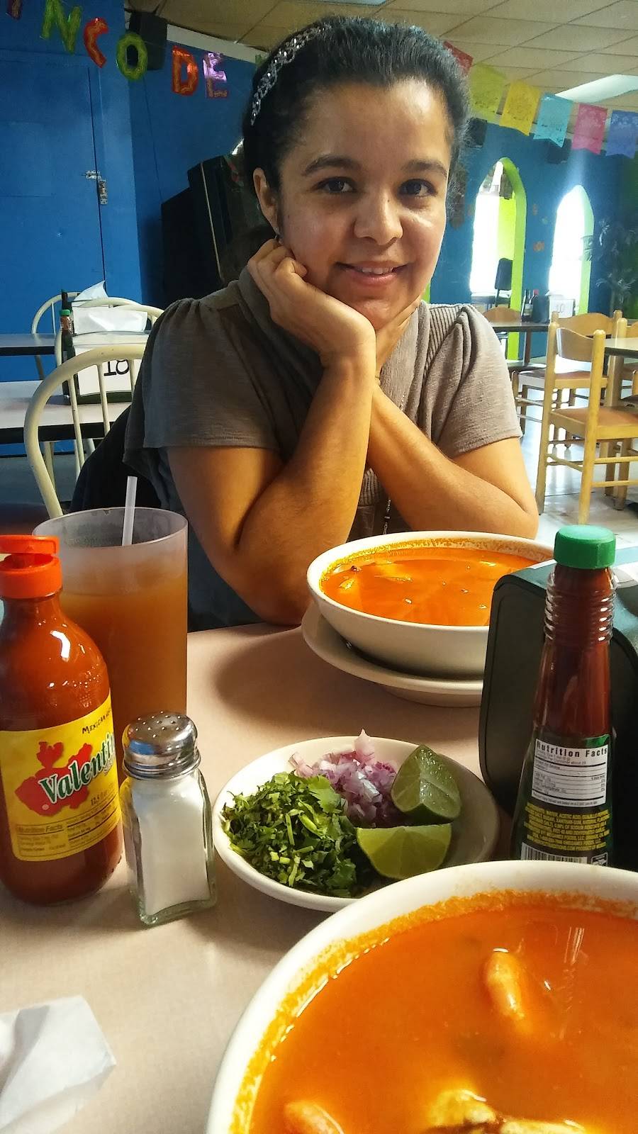 El 7 Mares | restaurant | 5447 S 24th St, Omaha, NE 68107, USA | 4027340152 OR +1 402-734-0152