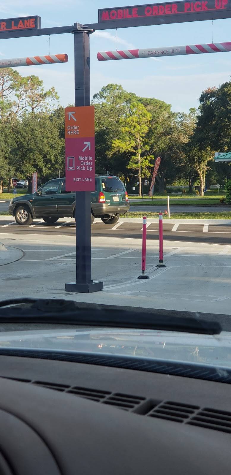 Dunkin | cafe | 890 Santa Maria Blvd, St. Augustine, FL 32086, USA | 9045472488 OR +1 904-547-2488