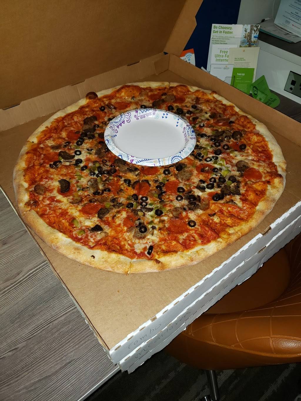 Ferraris Pizzeria | restaurant | 3949 Legacy Dr, Plano, TX 75023, USA | 9724912777 OR +1 972-491-2777