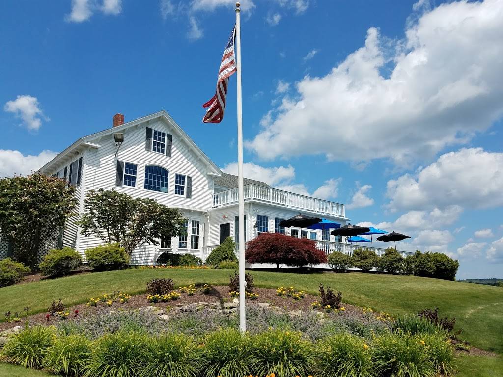 Fenner Hill Country Club | restaurant | 33 Wheeler Ln, Hope Valley, RI 02832, USA | 4015398000 OR +1 401-539-8000