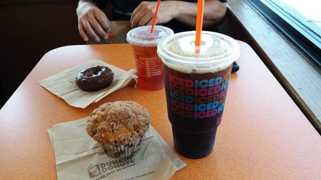 Dunkin | bakery | 4800 W Atlantic Ave, Delray Beach, FL 33445, USA | 5614995116 OR +1 561-499-5116