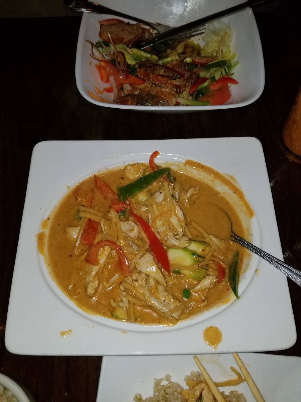 Fah Asian Bistro & Sushi Bar | restaurant | #B5, 7461 N Federal Hwy, Boca Raton, FL 33487, USA | 5612410400 OR +1 561-241-0400