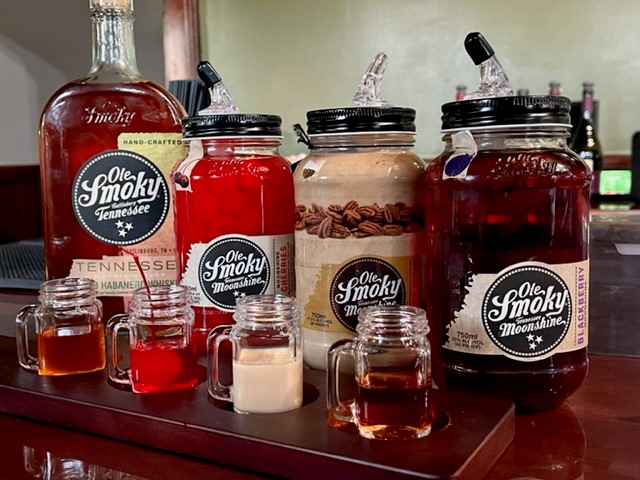 Willow Saloon | restaurant | 18273 Main St, Jamestown, CA 95327, USA | 2099849263 OR +1 209-984-9263