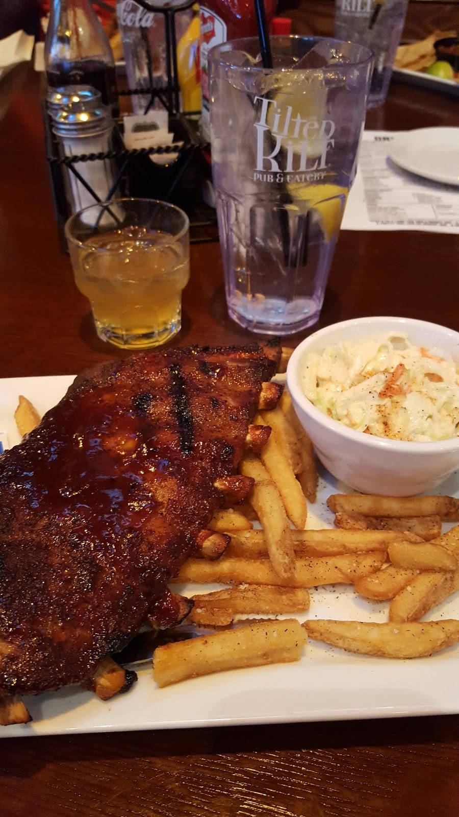 Tilted Kilt | restaurant | 1955 South Rd, Poughkeepsie, NY 12601, USA | 8452979696 OR +1 845-297-9696