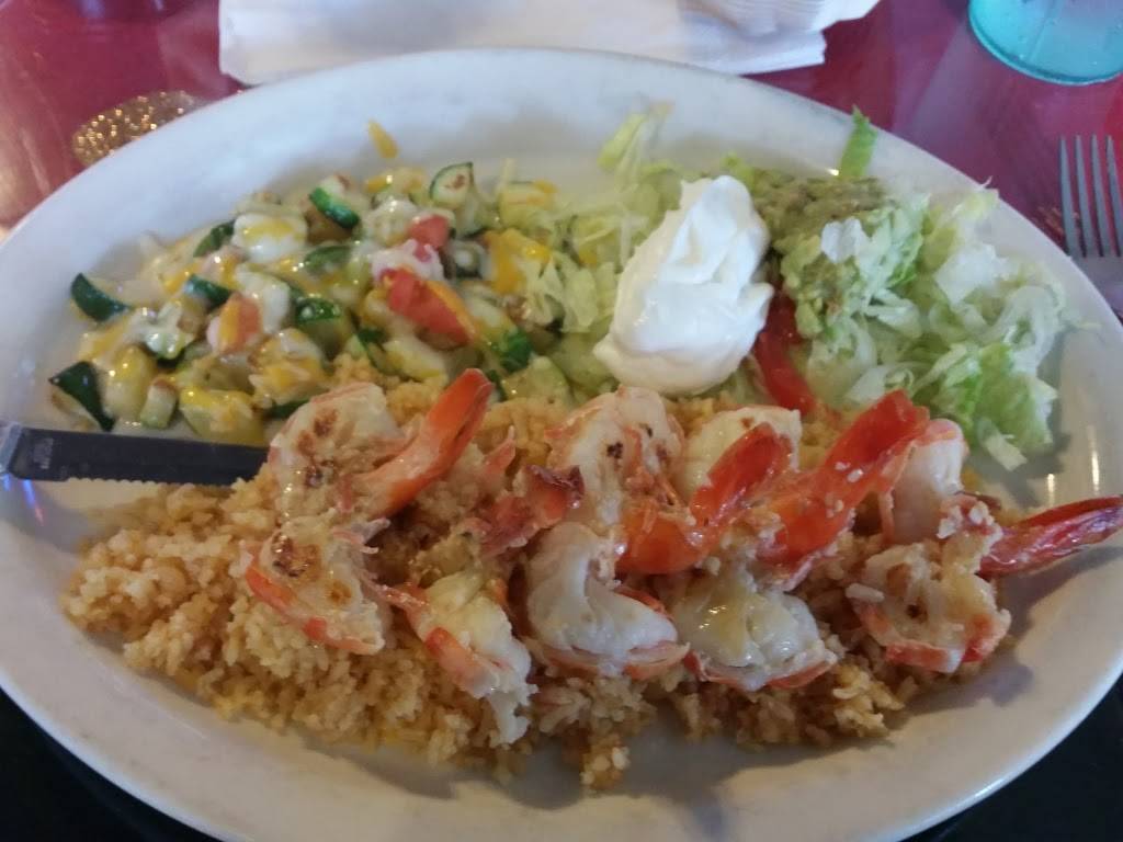 Cucas Restaurant | restaurant | 936 E Olive Ave, Fresno, CA 93728, USA | 5592370111 OR +1 559-237-0111