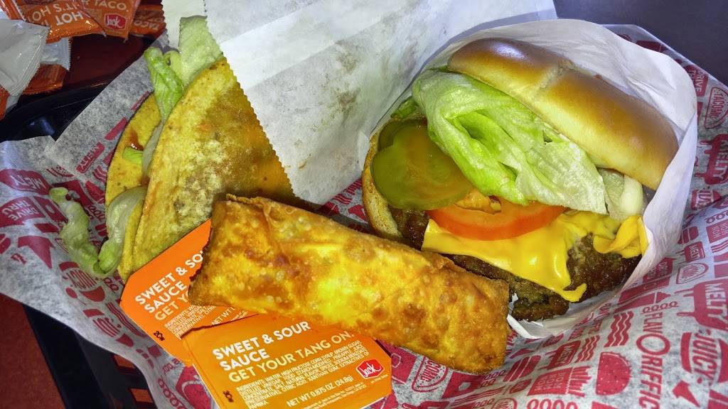 Jack in the Box | restaurant | 390 W Olive Ave, Porterville, CA 93257, USA | 5597810155 OR +1 559-781-0155