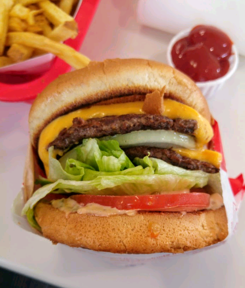 In-N-Out Burger | restaurant | 6292 Westminster Blvd, Westminster, CA 92683, USA | 8007861000 OR +1 800-786-1000