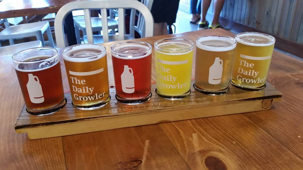 The Daily Growler - Powell | restaurant | 258 W Olentangy St, Powell, OH 43065, USA | 6149878277 OR +1 614-987-8277