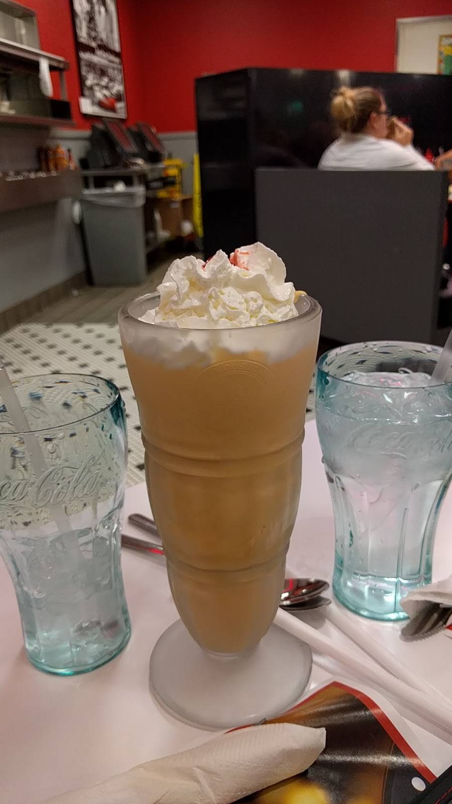 Steak n Shake | restaurant | 103 N State Rd 135, Greenwood, IN 46142, USA | 3178891180 OR +1 317-889-1180