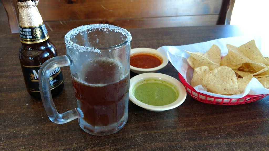 El Sinaloense Seafood & Bar | restaurant | 1711 Garth Rd, Baytown, TX 77520, USA | 8329264026 OR +1 832-926-4026