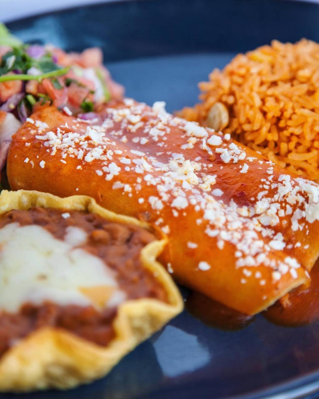 El Mariachi | restaurant | 736 N Broadway, East Providence, RI 02914, USA | 4014341505 OR +1 401-434-1505