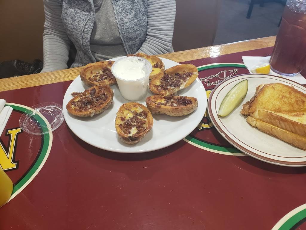 Naks Eatery & Drinkery | restaurant | 5690 Smith Rd, Brook Park, OH 44142, USA | 2162659955 OR +1 216-265-9955