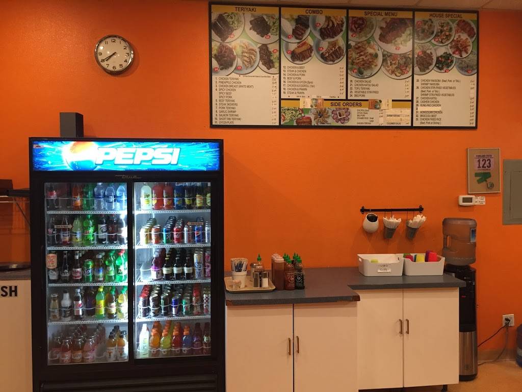 Teriyaki Madness | restaurant | 10600 NE 68th St b, Kirkland, WA 98033, USA | 4258276377 OR +1 425-827-6377