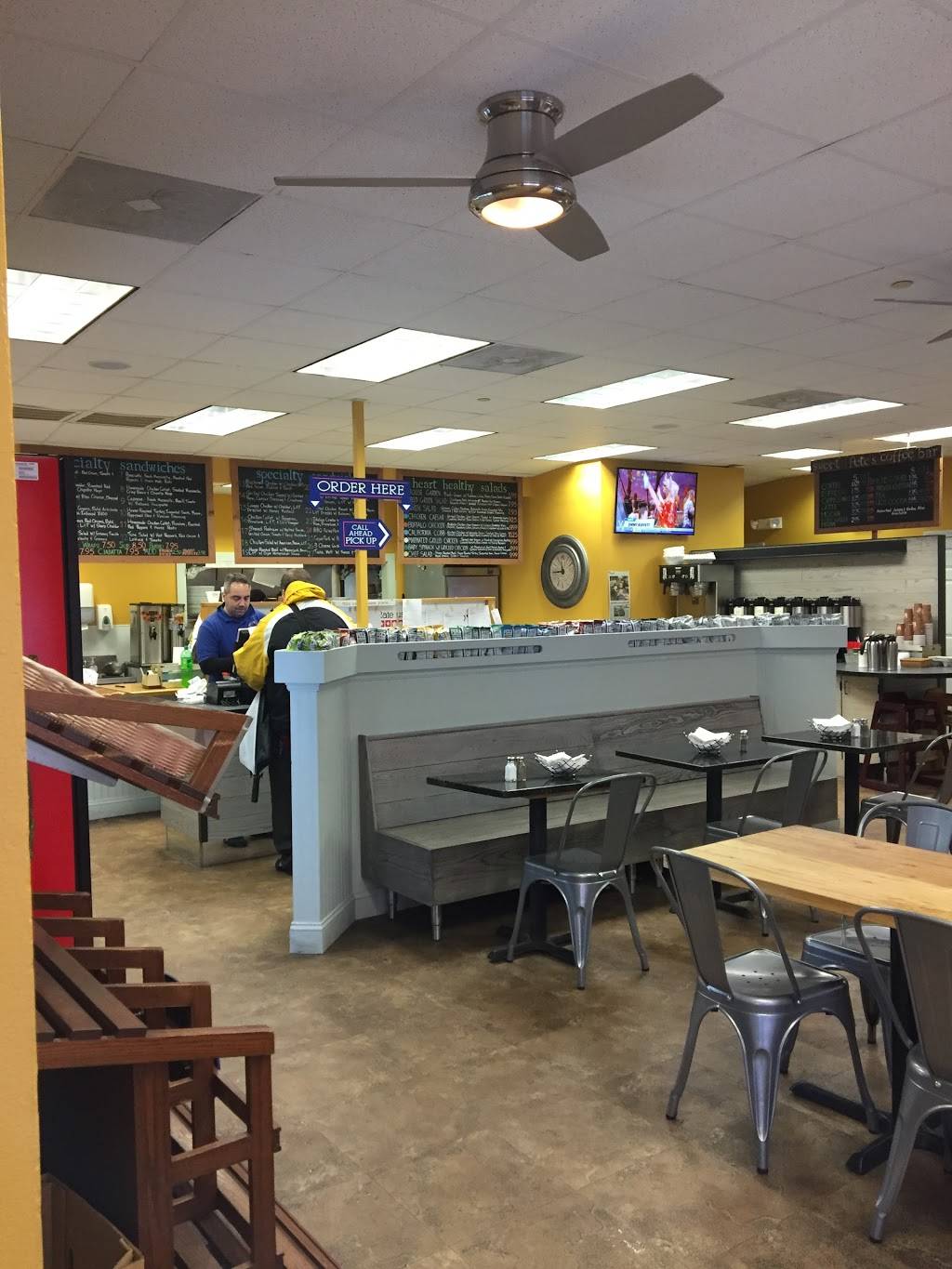 Zois | restaurant | 63 Grove St, New Haven, CT 06510, USA | 2037776736 OR +1 203-777-6736