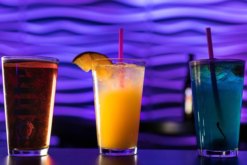 Fat Daddys Nightclub | night club | 2510 E Market St, York, PA 17402, USA | 7177558843 OR +1 717-755-8843