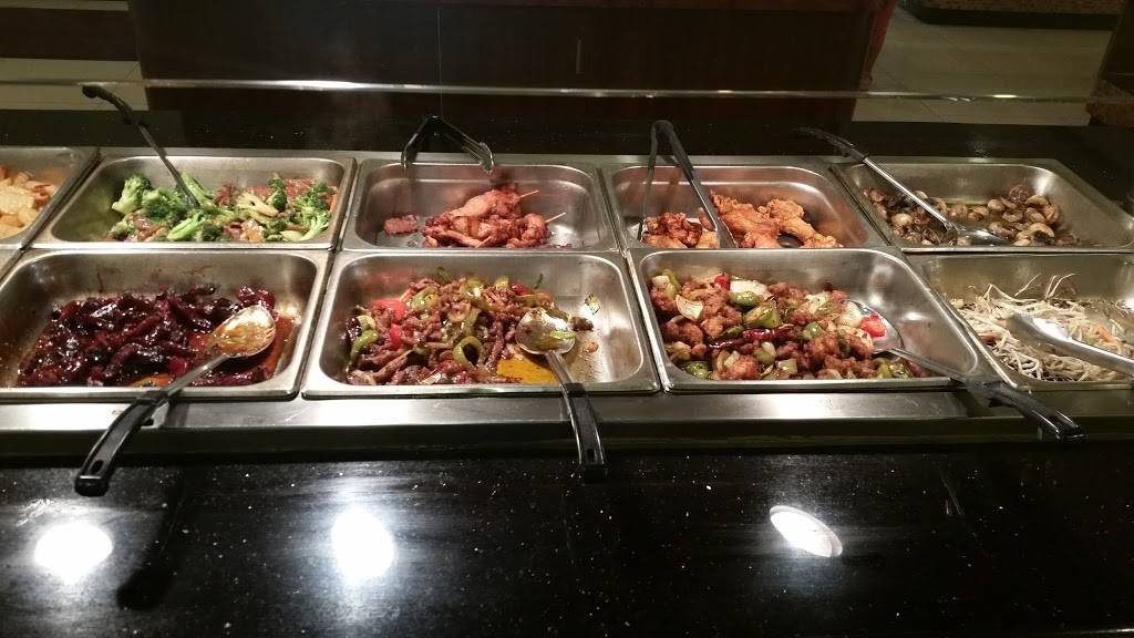 New Town Buffet | restaurant | 8500 N Cracker Barrel Rd, Tucson, AZ 85743, USA | 5205727888 OR +1 520-572-7888