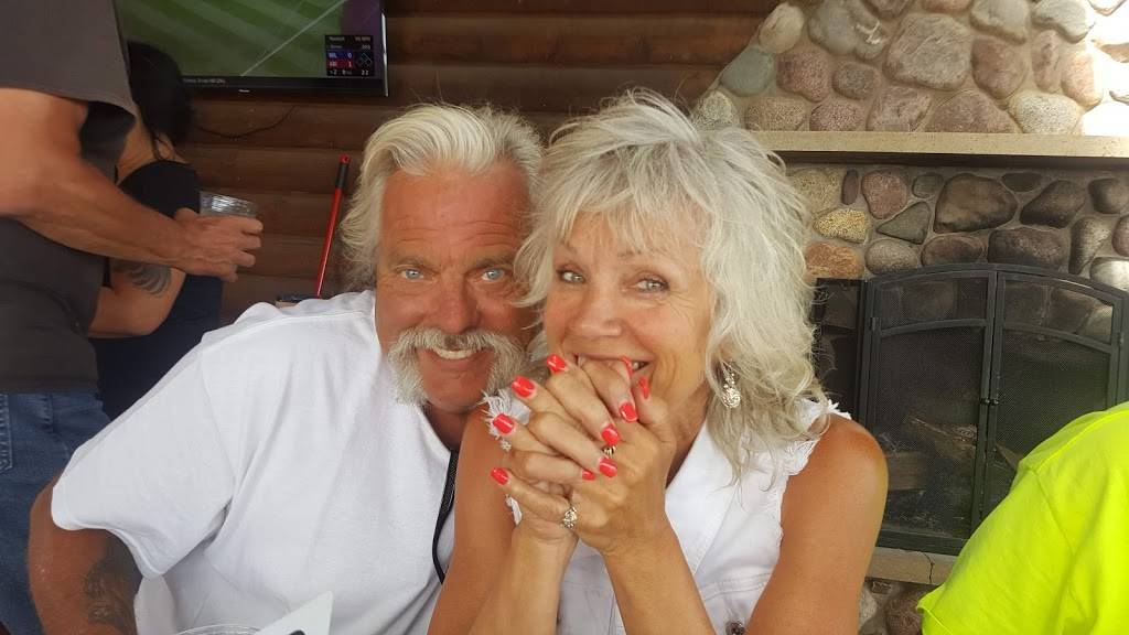 Larrys Lookout | restaurant | S2428 WI-95, Arcadia, WI 54612, USA | 6083231007 OR +1 608-323-1007