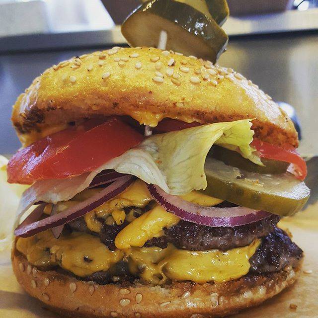 Foothills Food Truck | restaurant | 2 Huntsman Pl, Asheville, NC 28803, USA | 8286069372 OR +1 828-606-9372