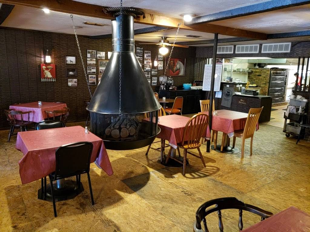 Frans Barbecue & Pizza | restaurant | 900 Linda Dr, Daingerfield, TX 75638, USA | 9036452461 OR +1 903-645-2461