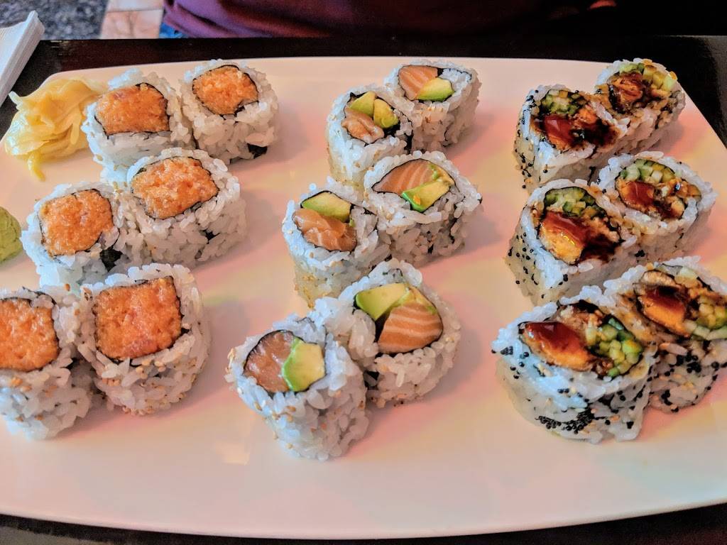 U Sushi | restaurant | 1393 Beacon St, Brookline, MA 02446, USA | 6172781688 OR +1 617-278-1688