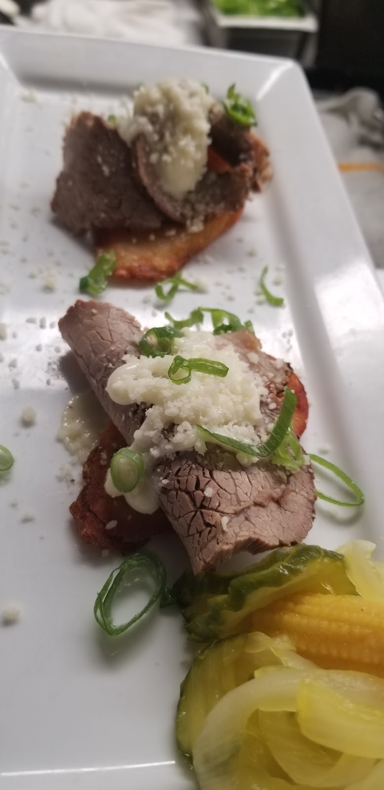 Cedar House Restaurant & Bar | restaurant | 100 Main St, Walpole, MA 02081, USA | 5088612342 OR +1 508-861-2342