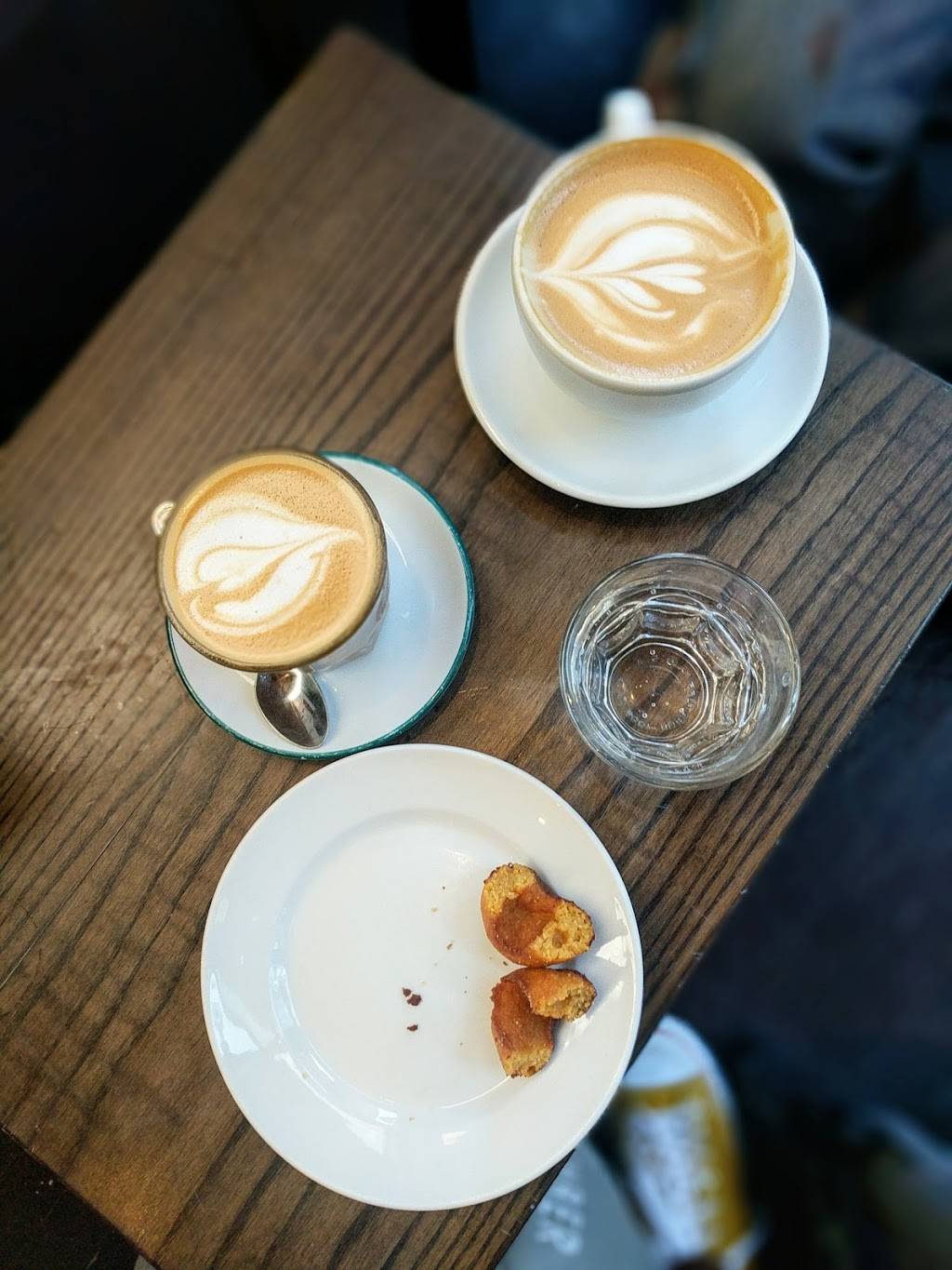 Ipsento 606 | cafe | 1813 N Milwaukee Ave, Chicago, IL 60647, USA | 8722068697 OR +1 872-206-8697