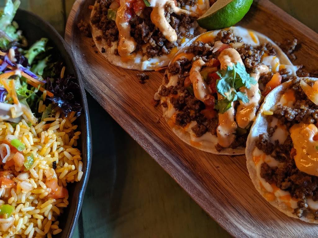 el tabernaco drummondville | restaurant | 400 Rue Hériot, Drummondville, QC J2B 1B3, Canada | 8198505001 OR +1 819-850-5001