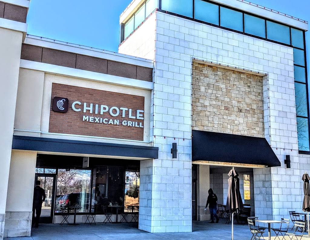 Chipotle Mexican Grill | restaurant | 5065 W 119th St, Leawood, KS 66209, USA | 9132324994 OR +1 913-232-4994