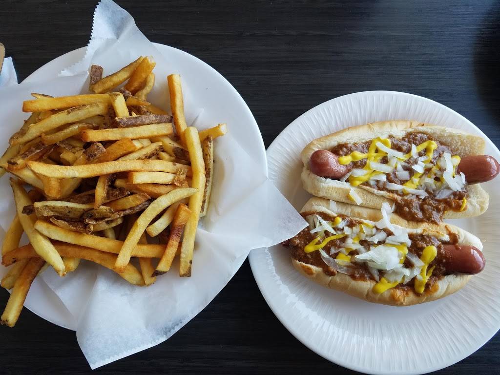 Lucas Coney Island | restaurant | 2010 N Opdyke Rd, Auburn Hills, MI 48326, USA | 2483731820 OR +1 248-373-1820