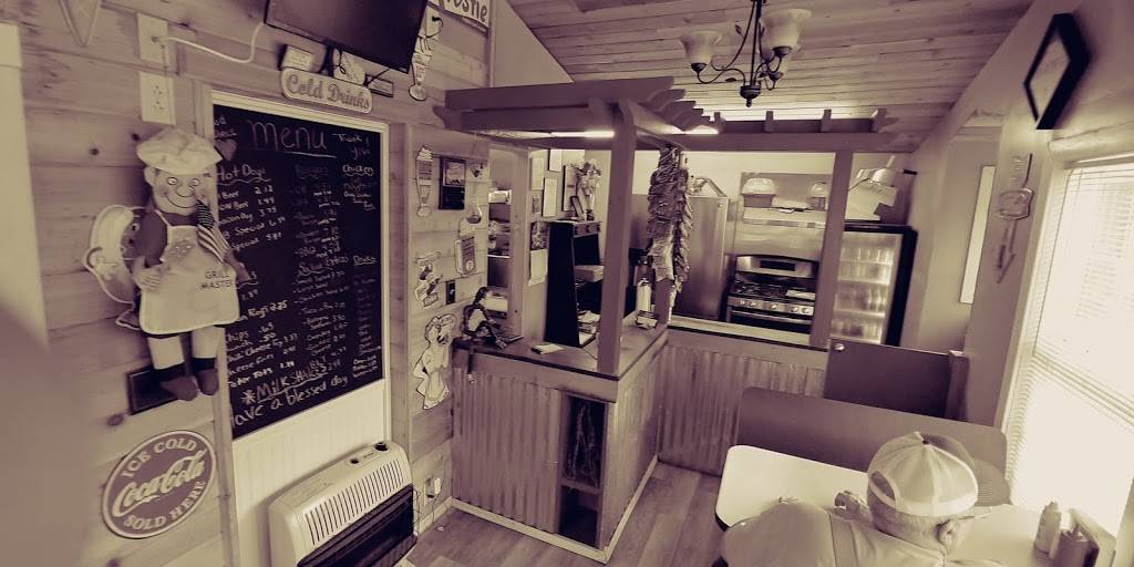 Dogs on the Run | restaurant | 60 Old Town Rd, Handley, WV 25102, USA | 6812218000 OR +1 681-221-8000